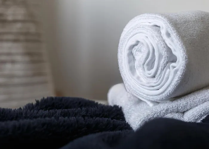 Beech - Private Location With 85 Inch Cinema Tv & Parking برادفورد