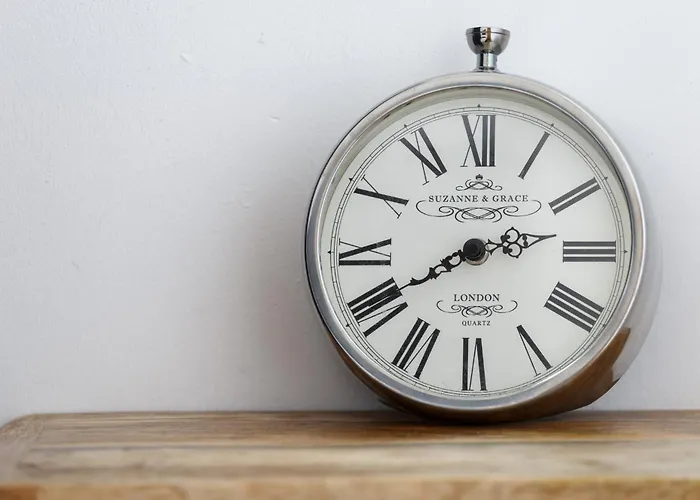 Apartment Beech - Private Location With 85 Inch Cinema Tv & Parking