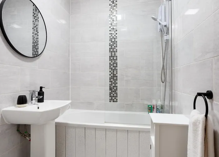 Lejlighed Beech - Private Location With 85 Inch Cinema Tv & Parking